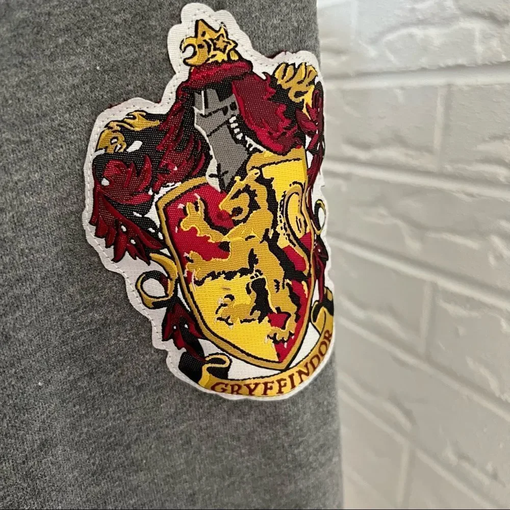 Harry Potter Universal Studios Gryffindor Sweatshirt